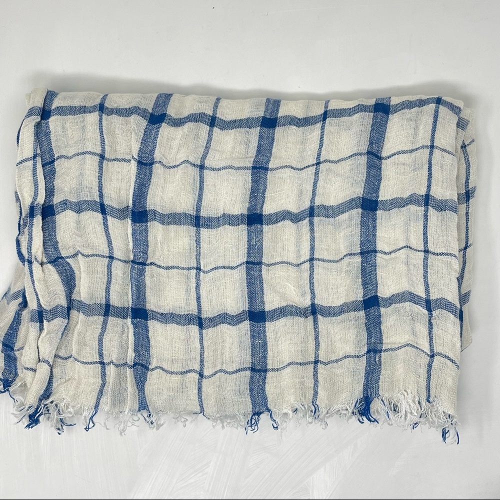 Club Monaco Fringe Wrap Scarf Blue & While Check Plaid - Picture 5 of 5